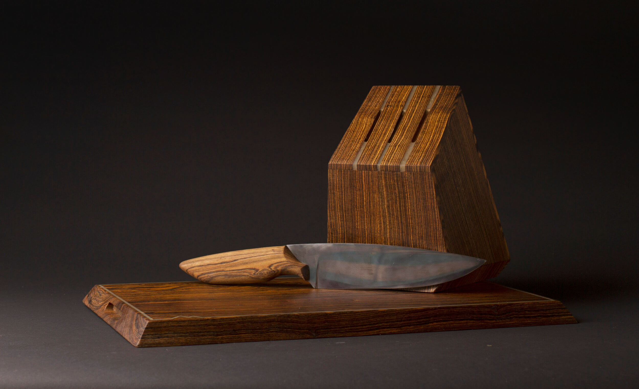 Rainier cutlery set: handmade knife, knife block and cutting board